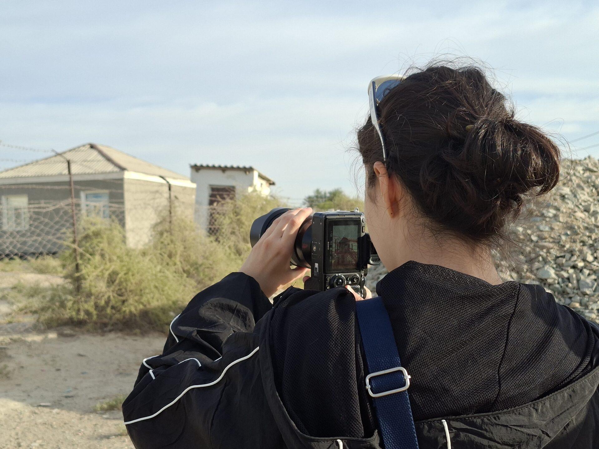 “From Sea to Sand” Film Camp Opens in Moynaq gallery 3